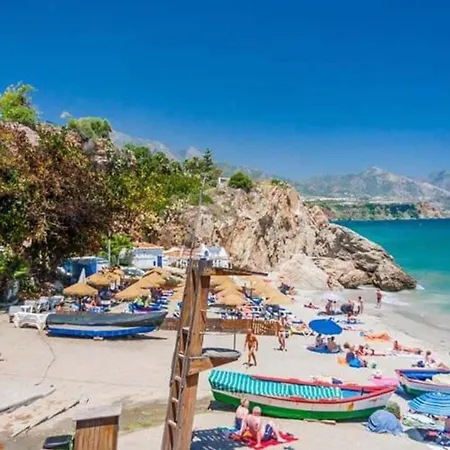 Estudio Jimena Carabeo En El Centro De Nerja