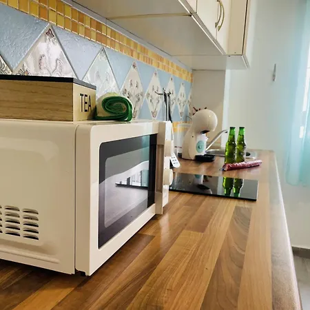 Estudio Jimena Carabeo En El Centro De Appartement Nerja