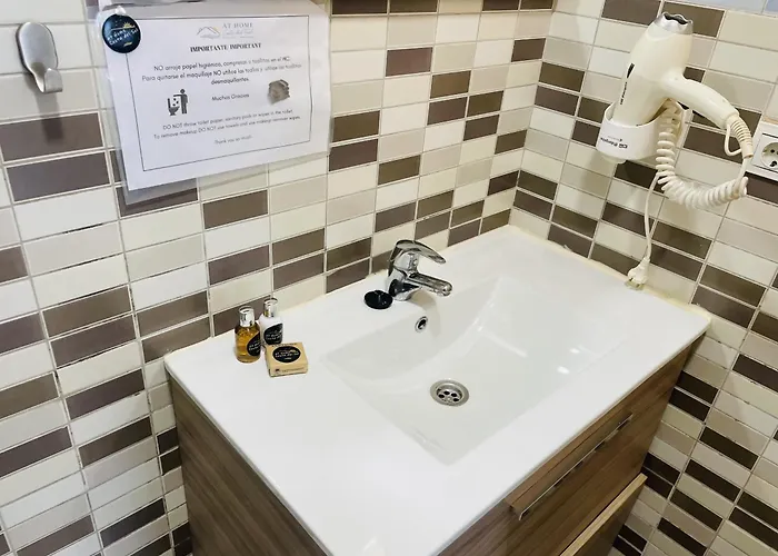 Estudio Jimena Carabeo En El Centro De *