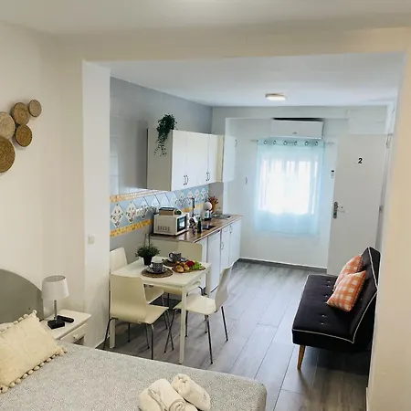 Estudio Jimena Carabeo En El Centro De Apartmán